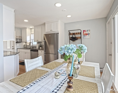 22 West Walk - Photo Thumbnail 13