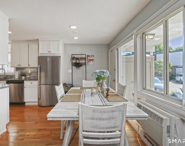 22 West Walk - Photo Thumbnail 12