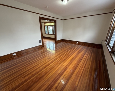 306 Judson Place - Photo Thumbnail 4