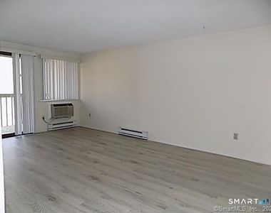 7 Padanaram Road - Photo Thumbnail 3