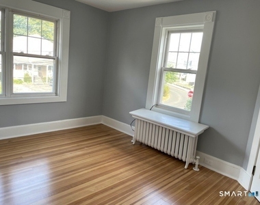 31 Faucett Street - Photo Thumbnail 9