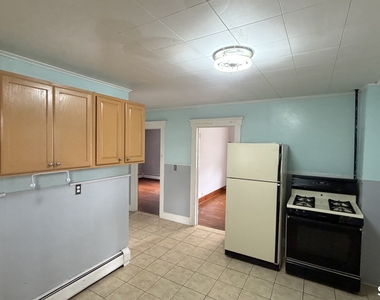 182 Beechwood Avenue - Photo Thumbnail 2
