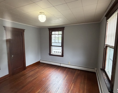182 Beechwood Avenue - Photo Thumbnail 11