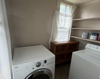182 Beechwood Avenue - Photo Thumbnail 13