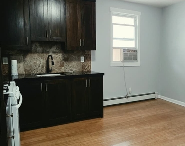 1144 Hancock Avenue - Photo Thumbnail 14