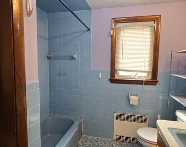 453 Strickland Street - Photo Thumbnail 18