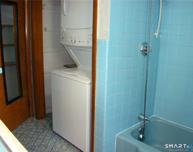 453 Strickland Street - Photo Thumbnail 19