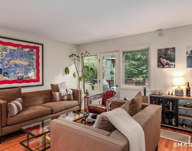 69 Studio Road - Photo Thumbnail 16