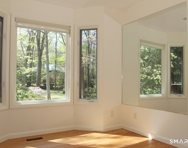 69 Studio Road - Photo Thumbnail 21
