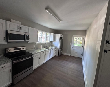 10 Fleming Street - Photo Thumbnail 2