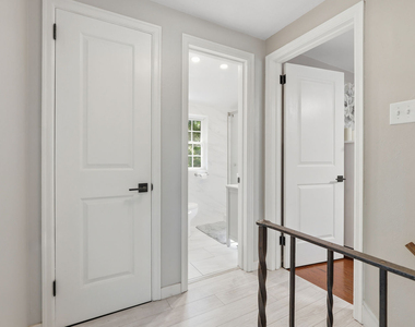 739 Crystal Drive - Photo Thumbnail 11