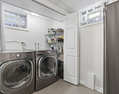 739 Crystal Drive - Photo Thumbnail 24