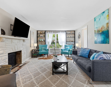 739 Crystal Drive - Photo Thumbnail 3