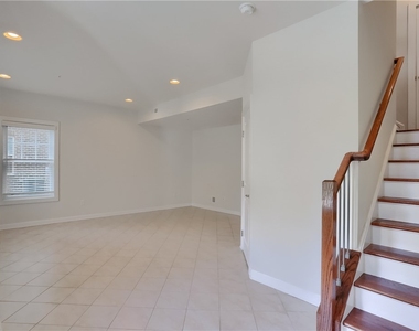 510 Tuscarora Rd - Photo Thumbnail 9