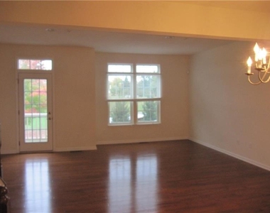 131 Lewisham Rd - Photo Thumbnail 7