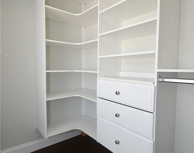 212 Park Pl - Photo Thumbnail 15