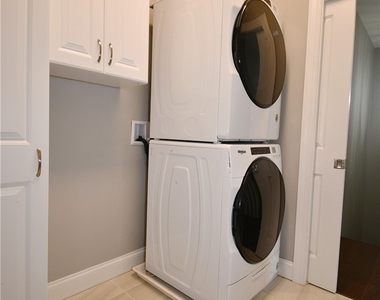 212 Park Pl - Photo Thumbnail 21