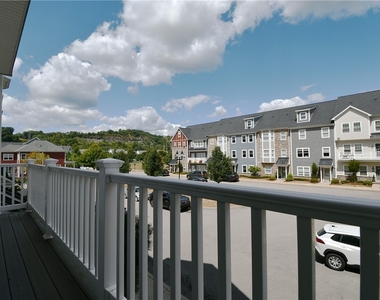 212 Park Pl - Photo Thumbnail 27
