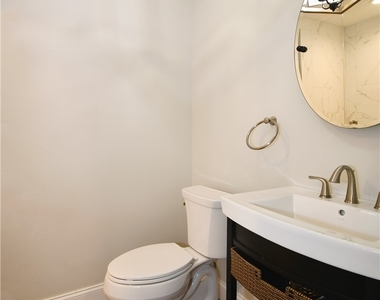 212 Park Pl - Photo Thumbnail 25
