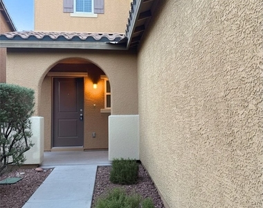 10627 Pennant Avenue - Photo Thumbnail 2