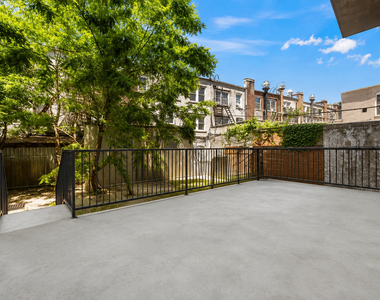 1615 Cedar Street - Photo Thumbnail 6