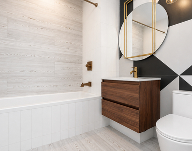 978 Kent Avenue - Photo Thumbnail 8