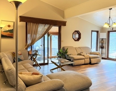48 Telegraph Street - Photo Thumbnail 5