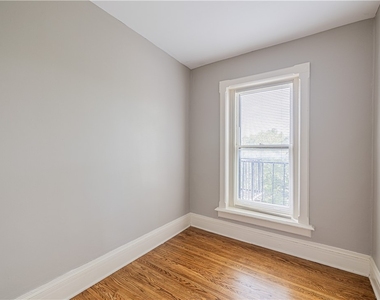 148 Gibbs Street - Photo Thumbnail 9