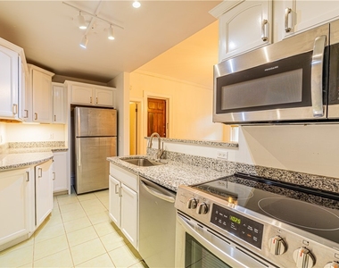 1340 East Avenue - Photo Thumbnail 7