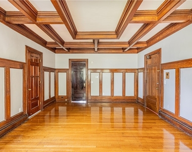 1340 East Avenue - Photo Thumbnail 16