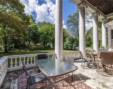 1340 East Avenue - Photo Thumbnail 27