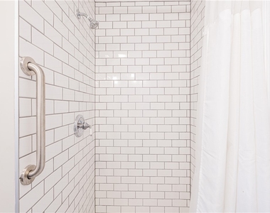 1340 East Avenue - Photo Thumbnail 21