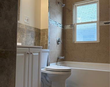 340 Leroy Avenue - Photo Thumbnail 8