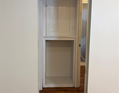 569 E Utica Street - Photo Thumbnail 9