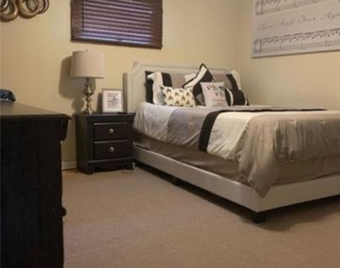 299 Joseph Drive - Photo Thumbnail 3