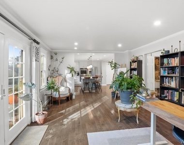 125 Amberwood Drive - Photo Thumbnail 16