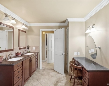 125 Amberwood Drive - Photo Thumbnail 27