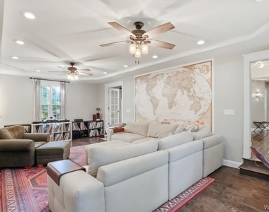 125 Amberwood Drive - Photo Thumbnail 21