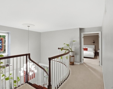 125 Amberwood Drive - Photo Thumbnail 22