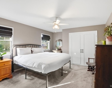 125 Amberwood Drive - Photo Thumbnail 32