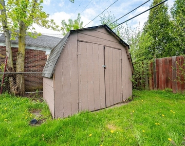 368 Grover Cleveland Highway - Photo Thumbnail 39