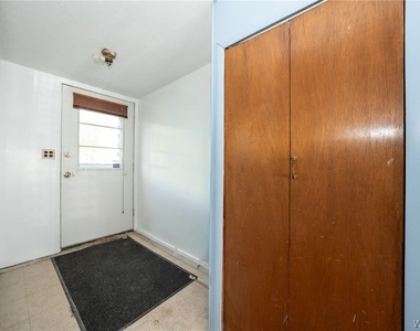 368 Grover Cleveland Highway - Photo Thumbnail 16