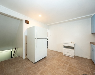 368 Grover Cleveland Highway - Photo Thumbnail 12