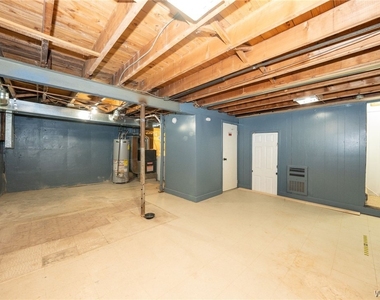 368 Grover Cleveland Highway - Photo Thumbnail 30