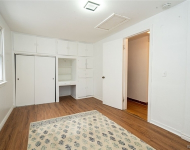 368 Grover Cleveland Highway - Photo Thumbnail 25