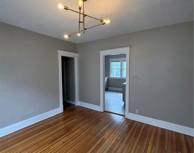 237 Tacoma Avenue - Photo Thumbnail 4