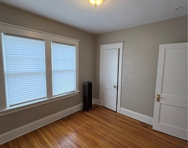 237 Tacoma Avenue - Photo Thumbnail 8