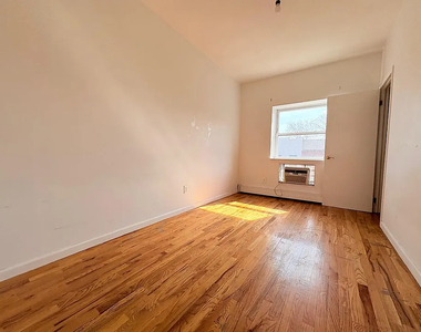 267 Hull Street - Photo Thumbnail 3