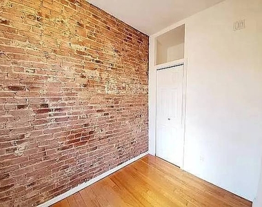 620 President Street - Photo Thumbnail 11