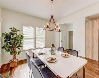 1022 Martin Street Se - Photo Thumbnail 16